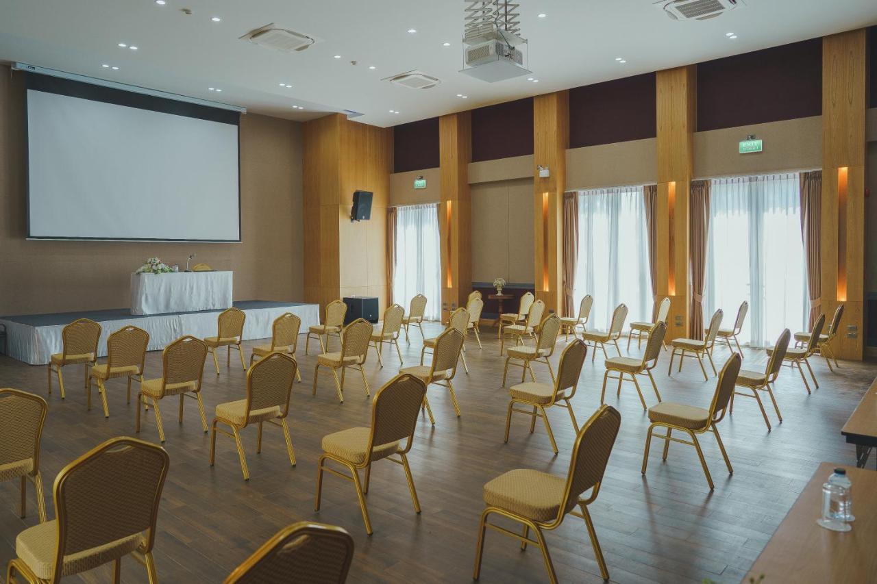 The Cotton Tree Hometel Khon Kaen Bagian luar foto