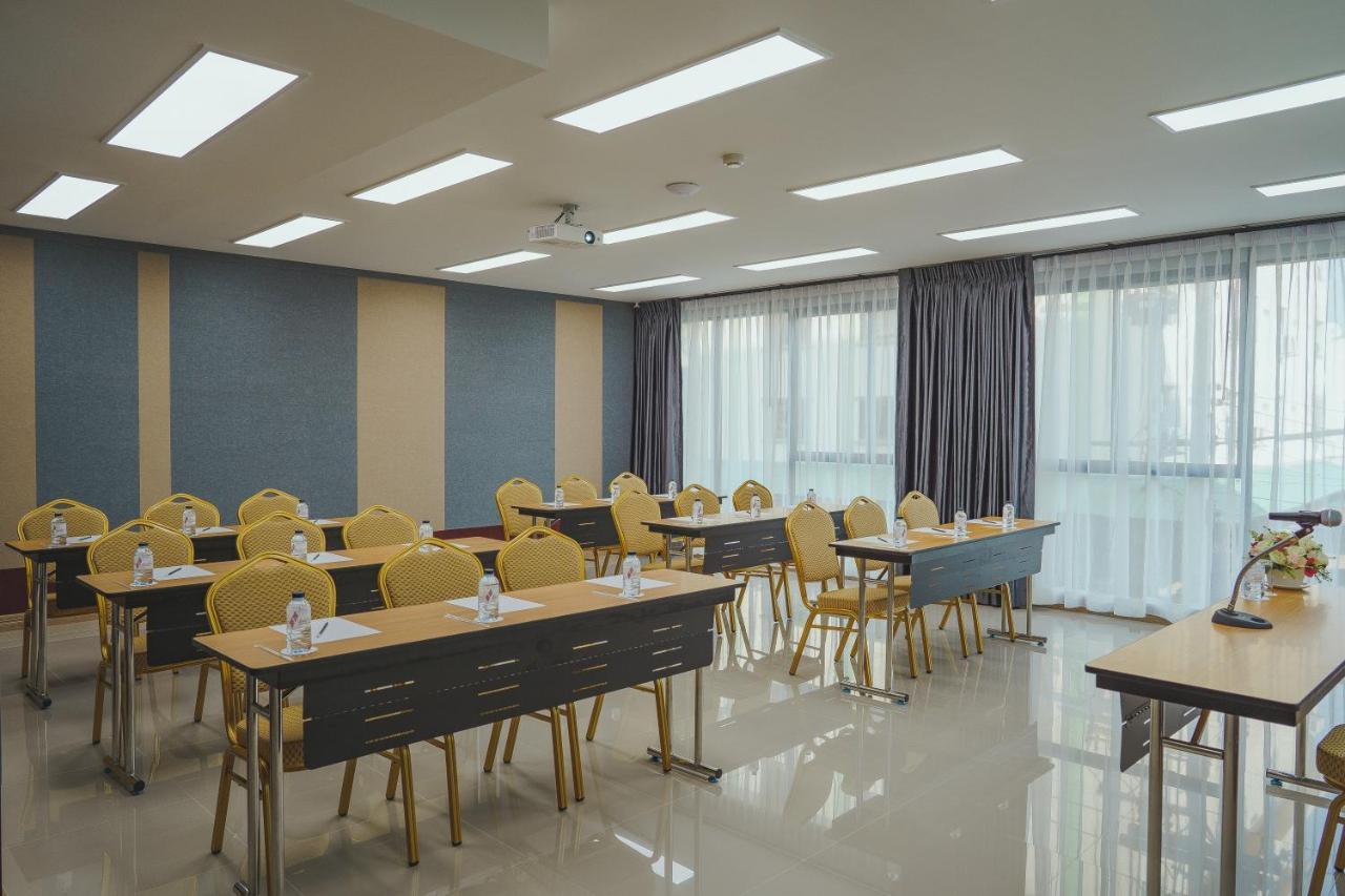 The Cotton Tree Hometel Khon Kaen Bagian luar foto